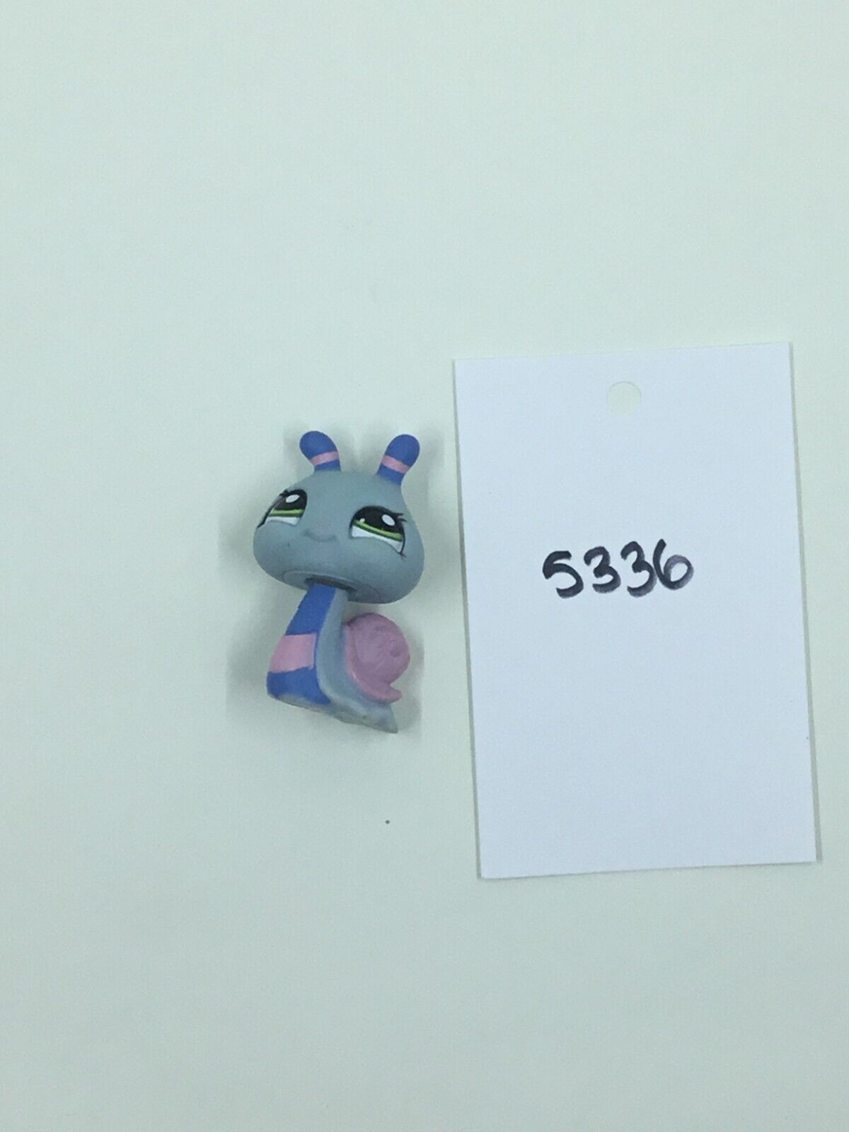 LITTLEST PET SHOP # 1674 BLUE SNAIL HAT BOX TARGET EXCLUSIVE AUTHENTIC LPS