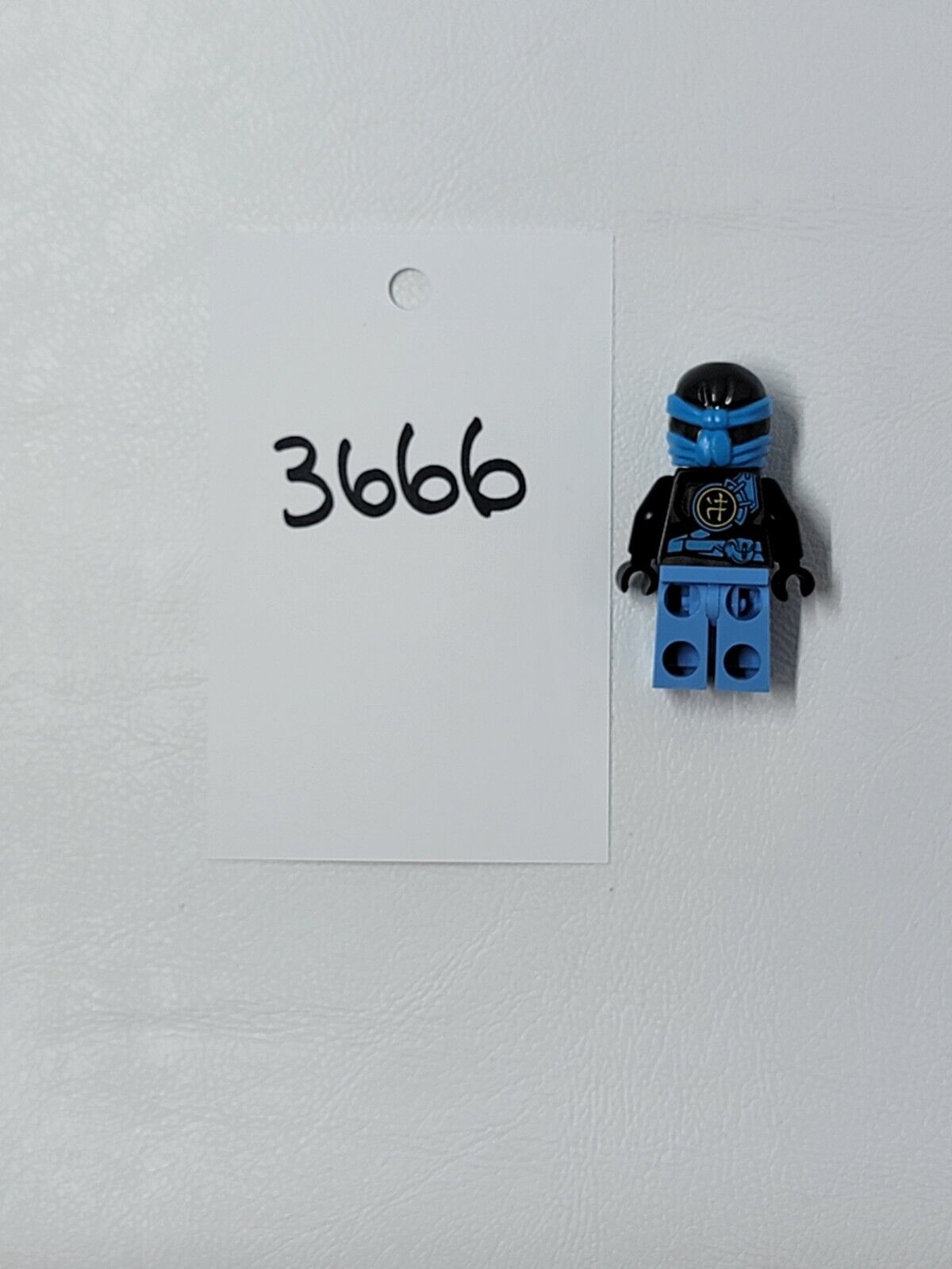 Nya 70677 Ninjago Secrets of the Forbidden Spinjitzu LEGO Minifigure with Sword