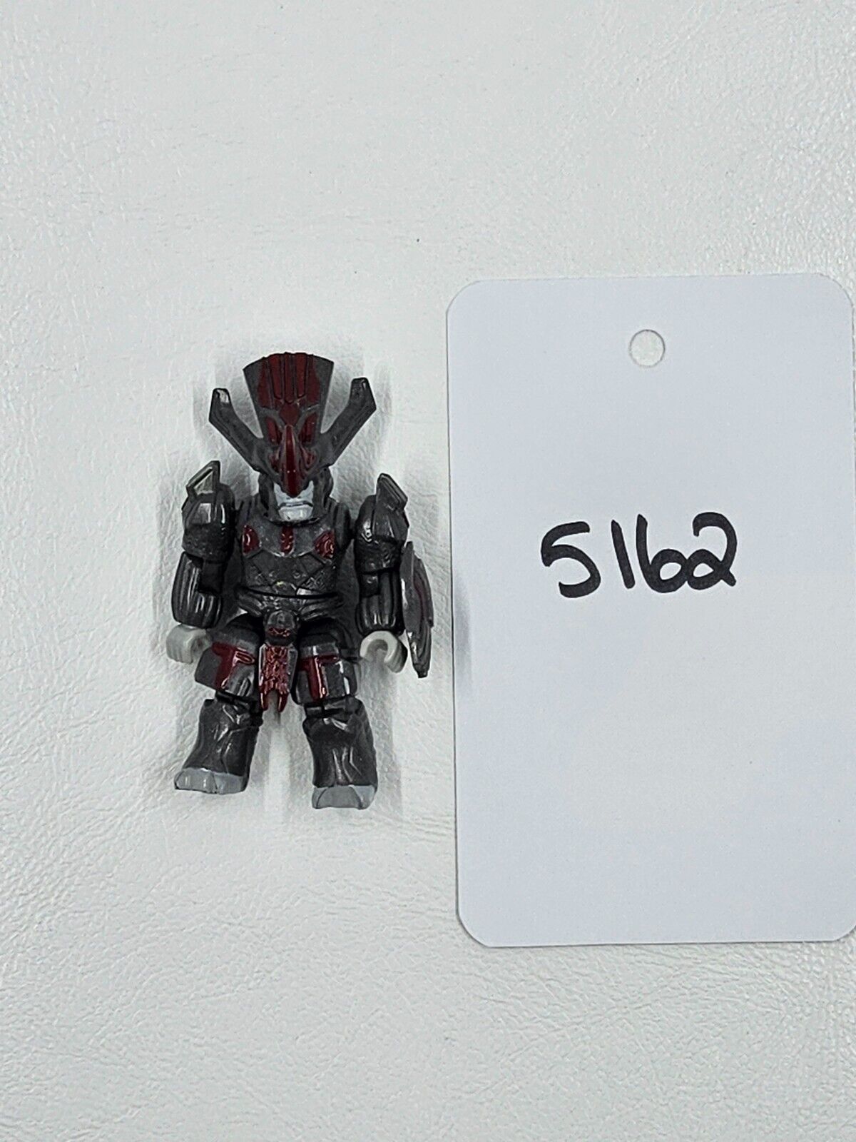 MEGA BLOKS Construx COVENANT Brute Chieftain figure 97452 Red Black (Black)