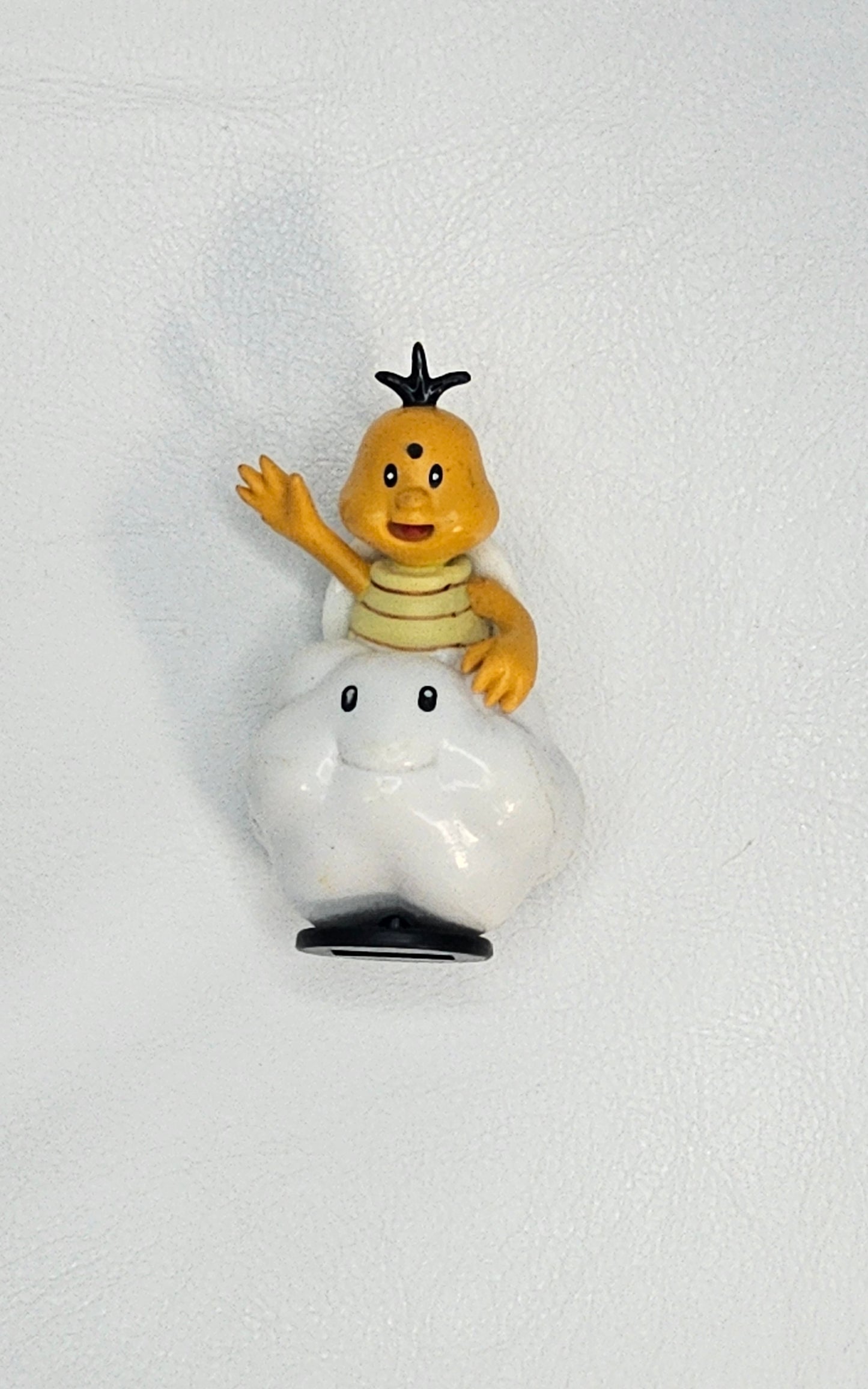 Super Mario Bros - Lakitu On Cloud - PVC