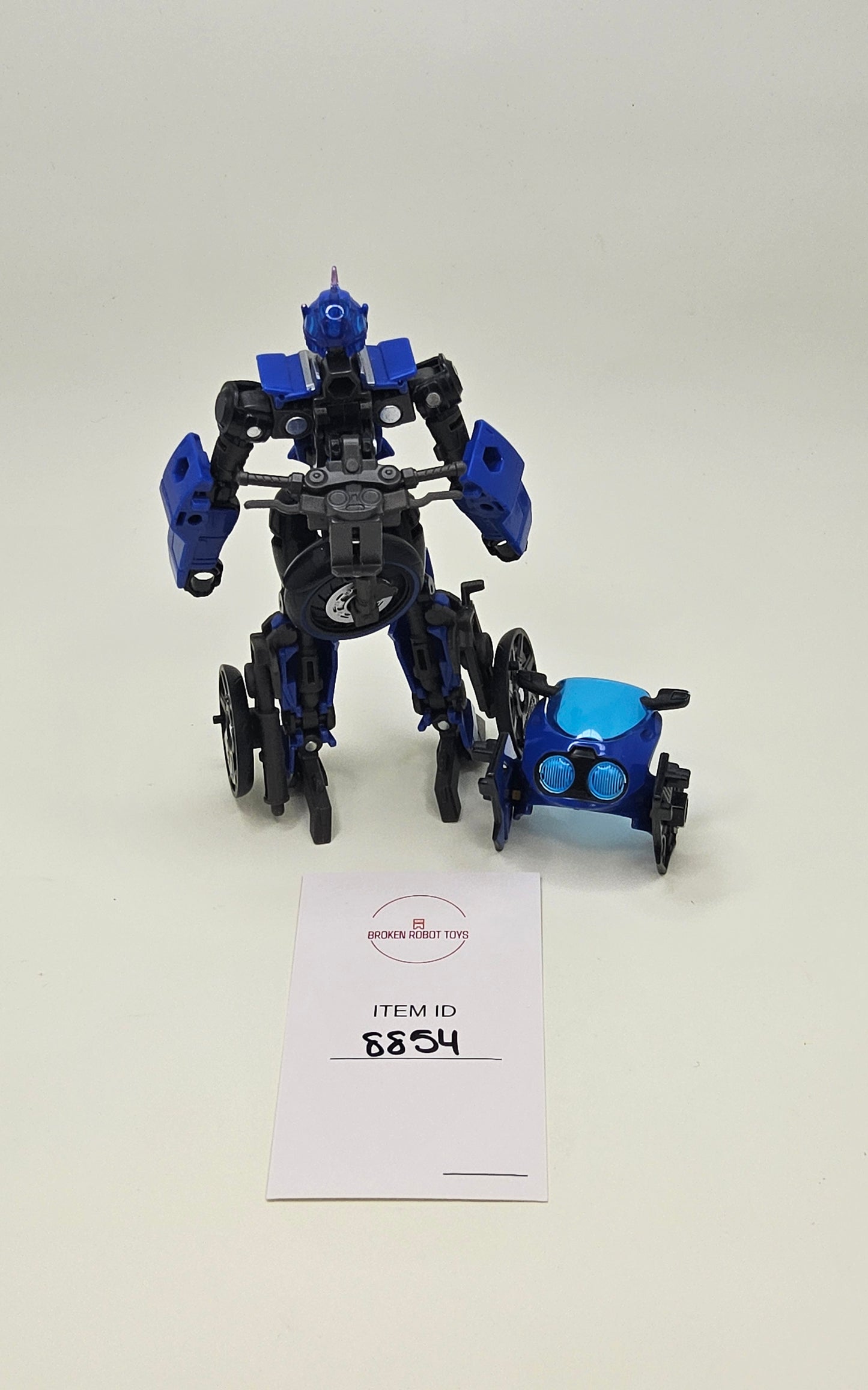 Transformers - Legacy - Arcee