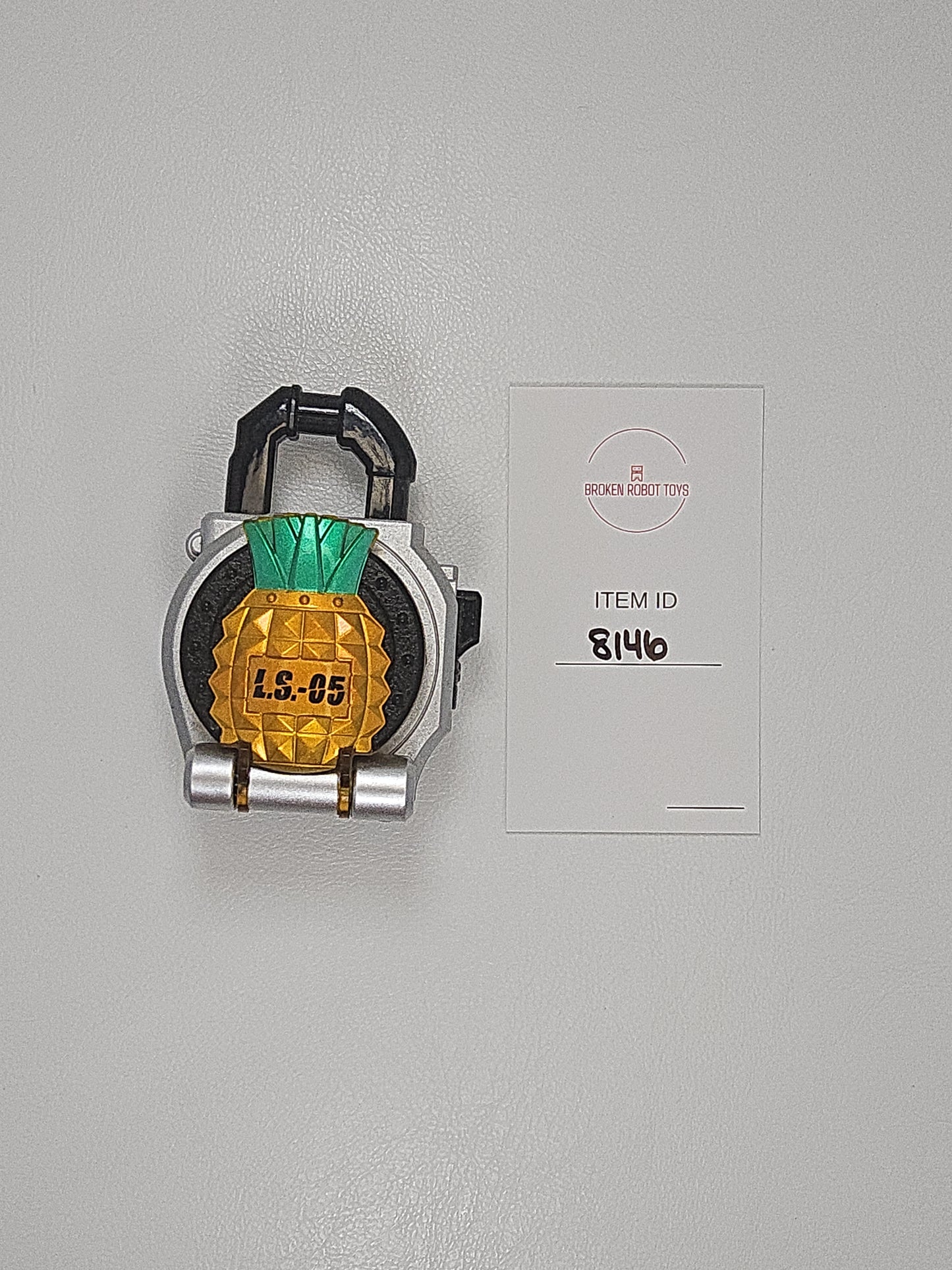Pine - DX Lockseed - Kamen Rider Gaim