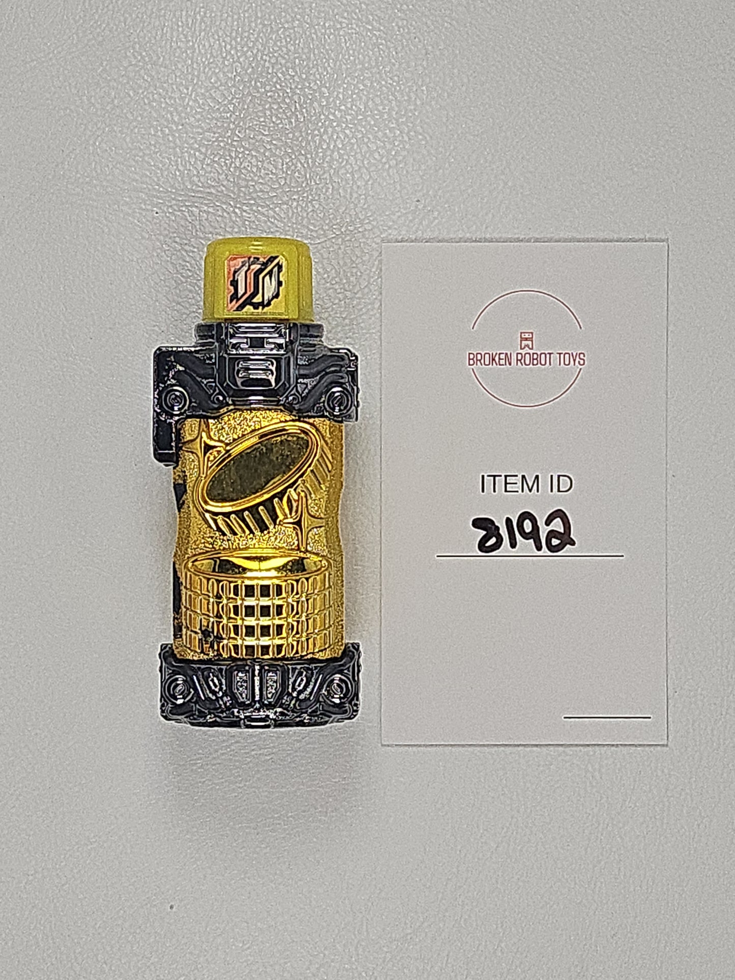 Medal - Full Bottle - Kamen Rider Build - Metallic