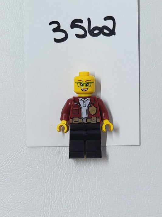 LEGO Freya McCloud Fire Chief Fireman City Minifigure
