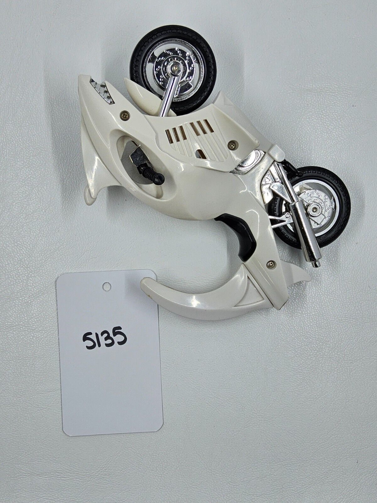 White Ranger's Shark Cycle Vehicle Mighty Morphin' Power Rangers 1995