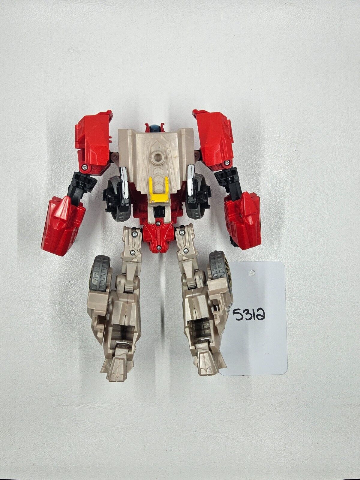 Transformers Fall of Cybertron BLASTER Voyager