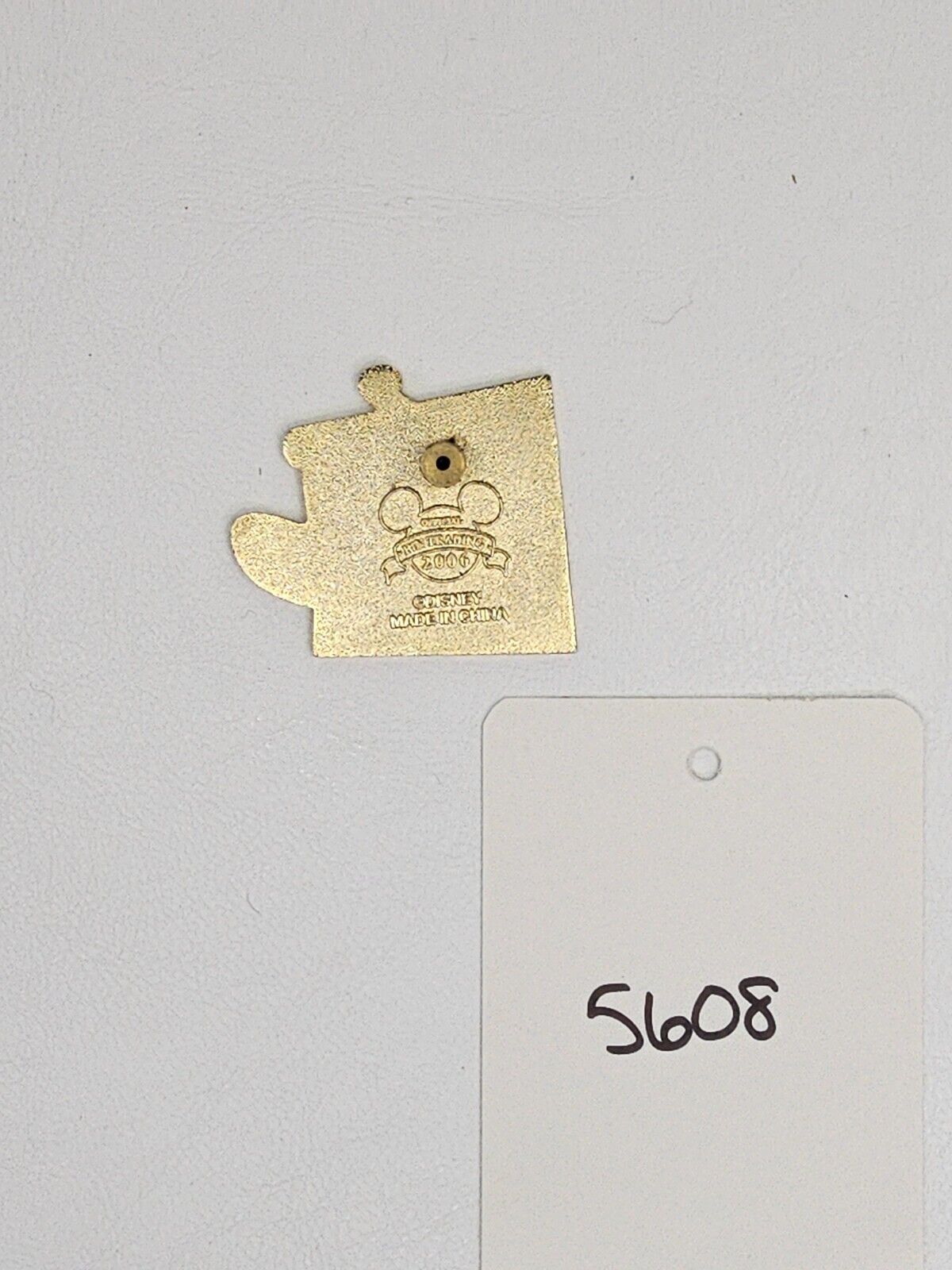 Stitch Trading Pin Official Walt Disney World 2006 Red and White