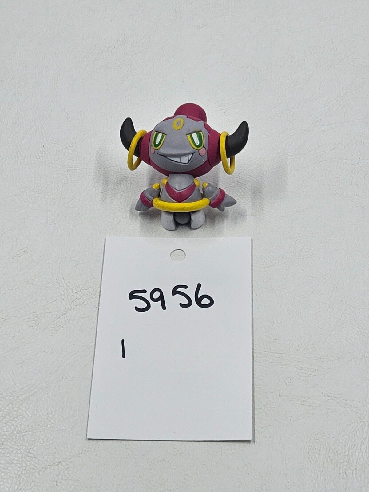 Pokemon - Hoopa - Tomy
