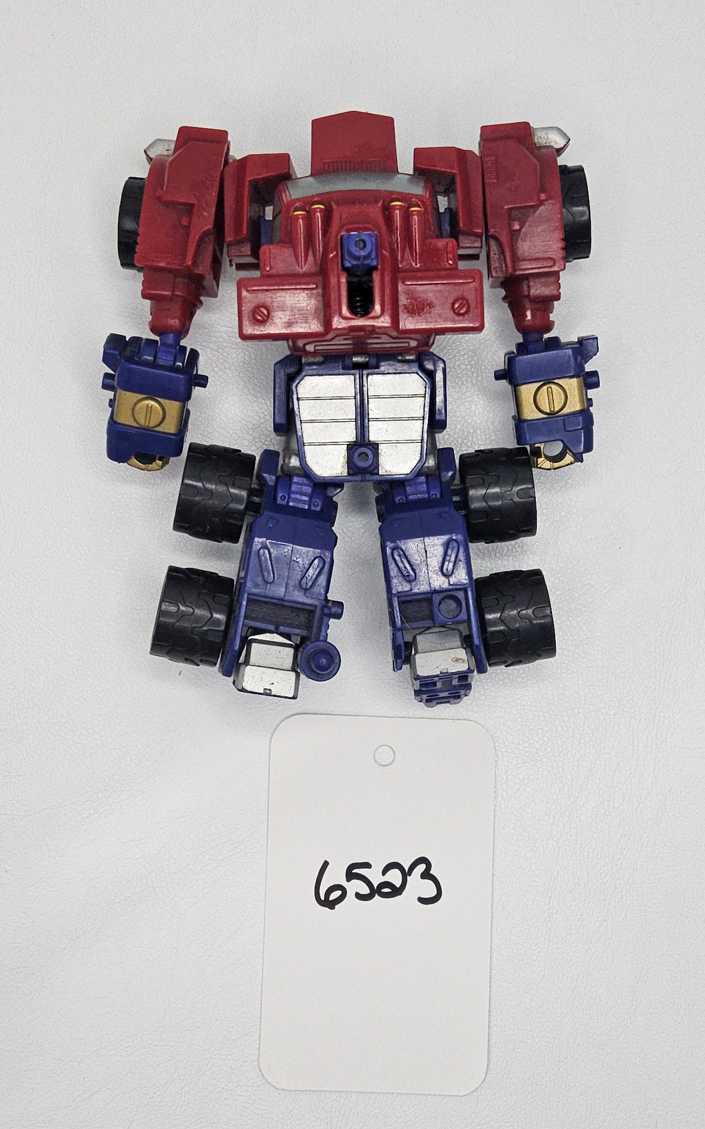 Transformers - Armada - Deluxe Optimus Prime